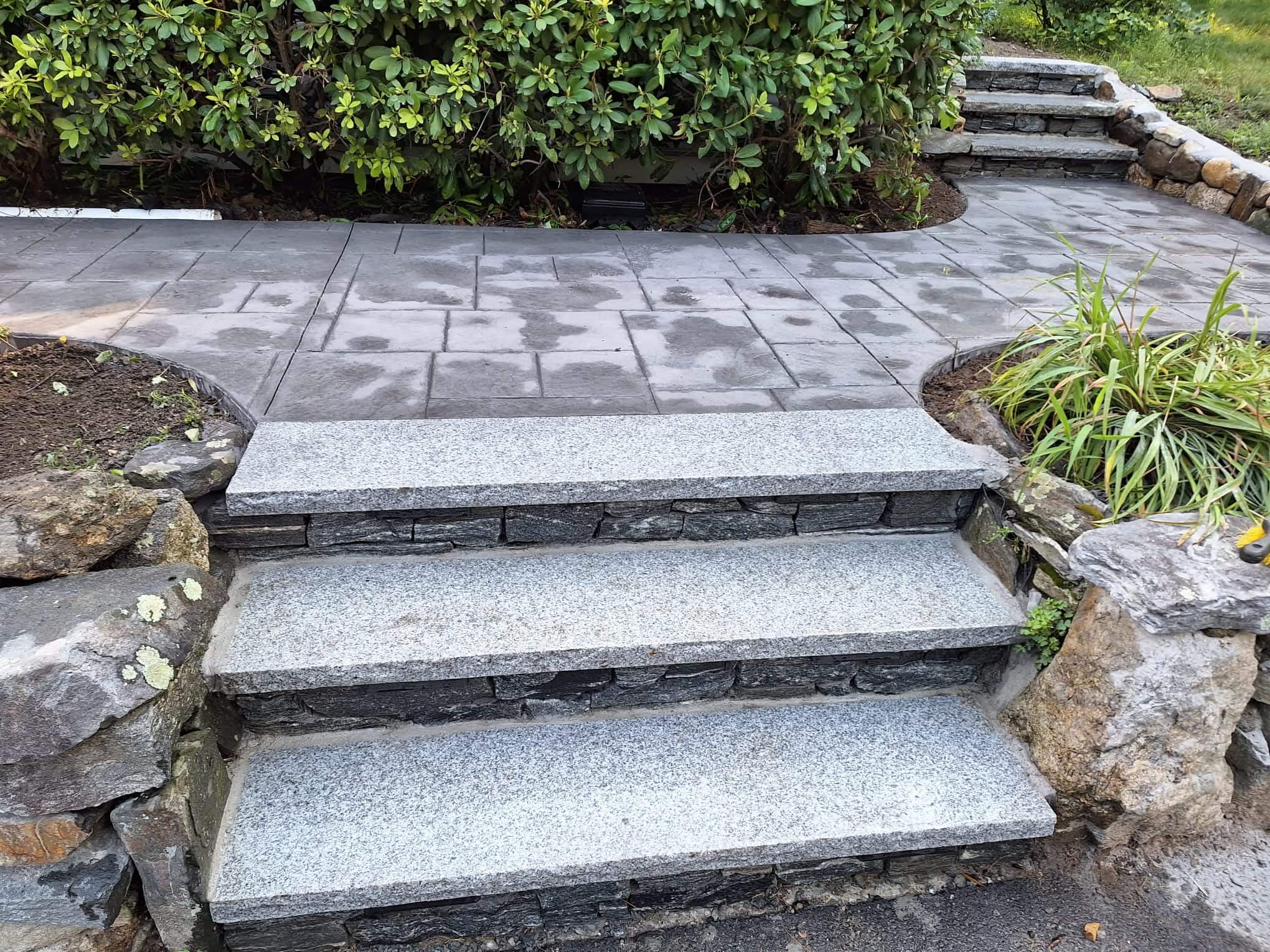 Hand-laid stonework by JL Masonry in Middlesex County, Massachusetts